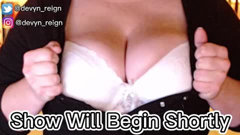 Devyn Reign online show from January 10, 6:40 am