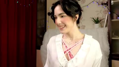 Snapshot of di_moon_ chatting on October 20, 3:04 pm Diana online show from October 20, 3:04 pm