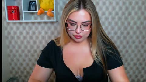 Kriss online show from June 2, 8:48 am