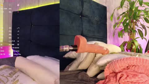 Snapshot of diamond_piink_ chatting on October 6, 8:35 pm Diamond online show from October 6, 8:35 pm