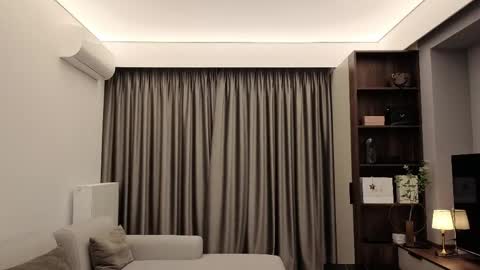 Iris online show from May 31, 7:37 pm
