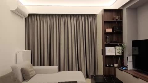 Iris online show from February 24, 8:40 pm