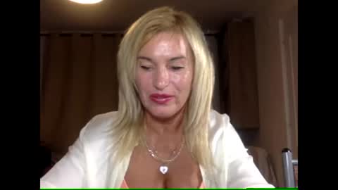 diana583578 online show from November 7, 9:42 pm