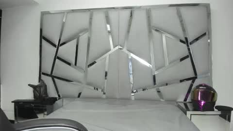 dianarous online show from February 23, 1:50 am