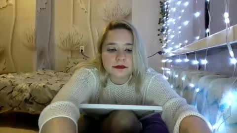 didiw0lf online show from June 2, 7:59 pm