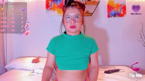 Snapshot of diosahorny69 chatting on September 17, 11:41 am Karla online show from September 17, 11:41 am