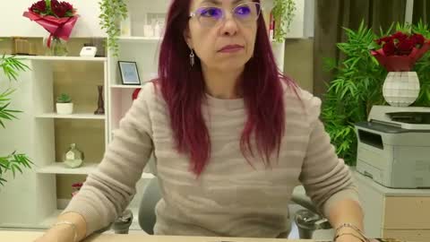 dirty_mature online show from June 4, 5:23 am