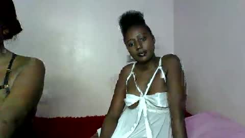 Snapshot of disah_002 chatting on March 9, 9:24 am disah_002 online show from March 9, 9:24 am