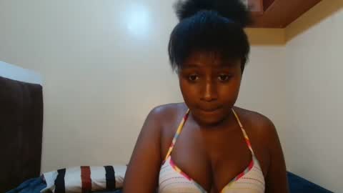 Snapshot of disah_002 chatting on September 19, 11:59 pm disah_002 online show from September 19, 11:59 pm