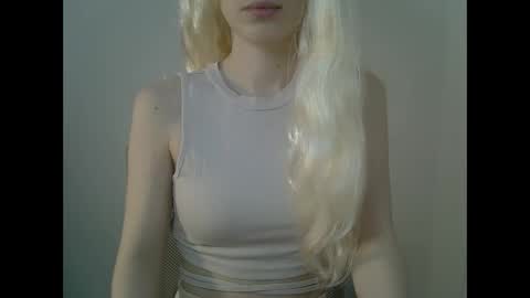 DitaMilton online show from February 12, 11:34 am