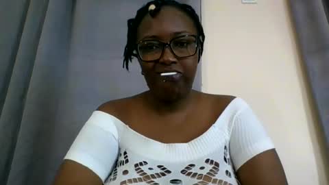 diva223306 online show from July 7, 12:08 pm