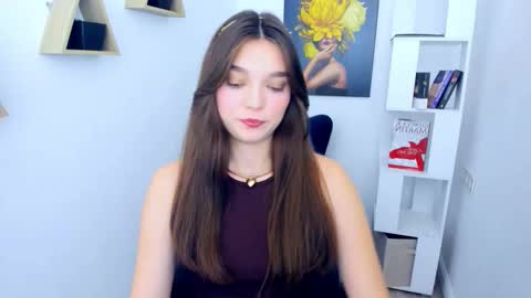 Hannah online show from November 10, 10:21 am