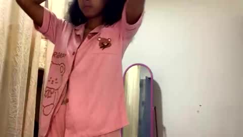 djayanah online show from February 28, 7:46 pm