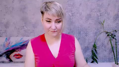 djullia online show from November 25, 7:10 am