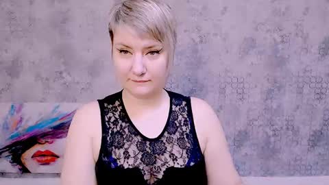 djullia online show from February 1, 7:05 am