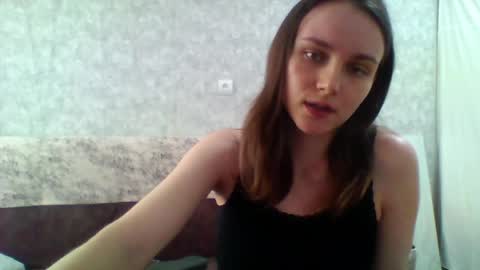 dolcezza_ online show from May 9, 11:23 am