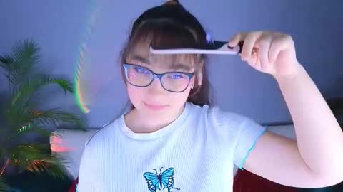 Snapshot of doll_tessa chatting on October 12, 4:09 pm Tessa online show from October 12, 4:09 pm