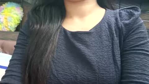 dollmeenu online show from January 7, 5:05 pm