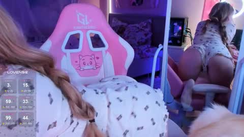 Snapshot of dollrose chatting on October 30, 8:54 pm Evanka online show from October 30, 8:54 pm