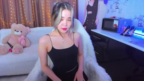 Dollya online show from February 3, 1:52 am