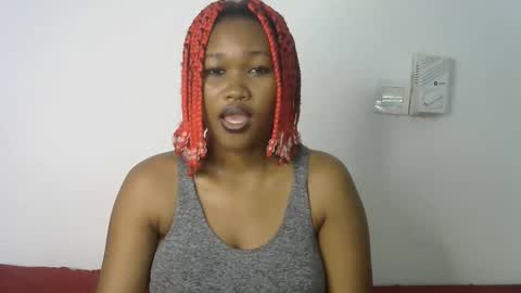 Snapshot of dollyplum chatting on October 3, 11:04 am Cushey online show from October 3, 11:04 am