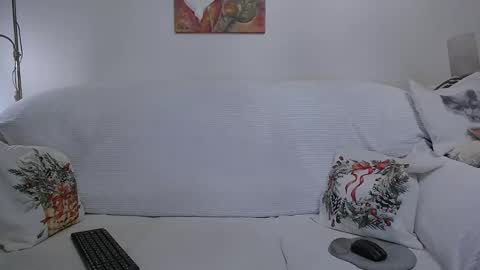 Snapshot of donnadoll4u chatting on January 28, 3:25 pm Erica online show from January 28, 3:25 pm
