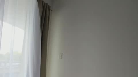 Donatella online show from February 27, 12:23 pm