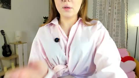 Evi online show from November 8, 7:24 am