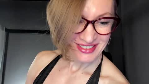 Dorothy Next stream on Monday at 3am-9am online show from February 11, 9:20 am