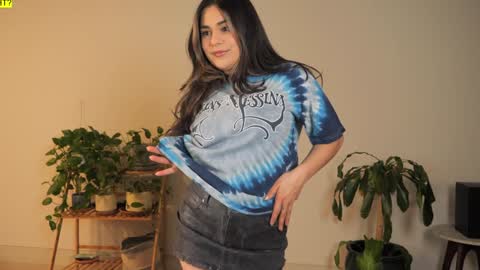 Snapshot of doubedeesarai chatting on February 6, 2:00 am Sara online show from February 6, 2:00 am