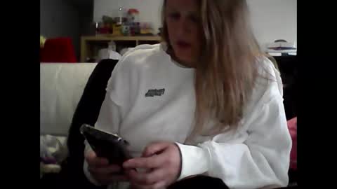 dragonefr online show from January 9, 10:41 am