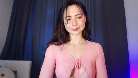 Nicole online show from February 16, 2:43 pm