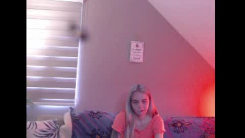 A girl online show from March 30, 7:30 am