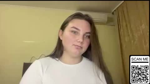 Mila online show from November 25, 3:36 pm