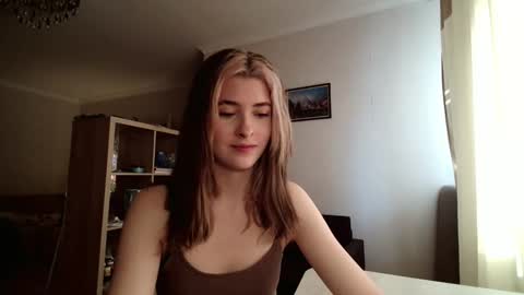 Dia online show from February 1, 10:03 am