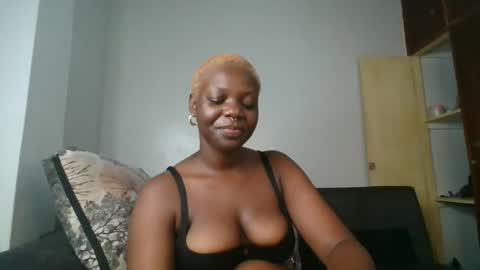 Kimberly online show from November 24, 8:44 pm