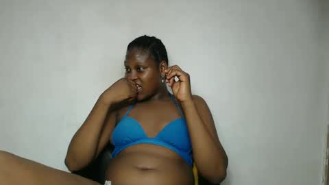 Snapshot of drippussy30 chatting on February 16, 7:38 pm drippussy30 online show from February 16, 7:38 pm