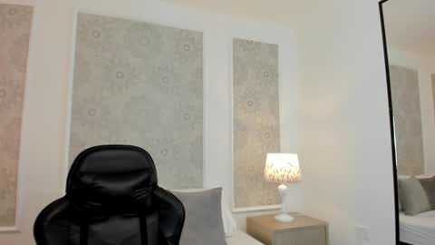 N A T Y online show from January 8, 2:48 am