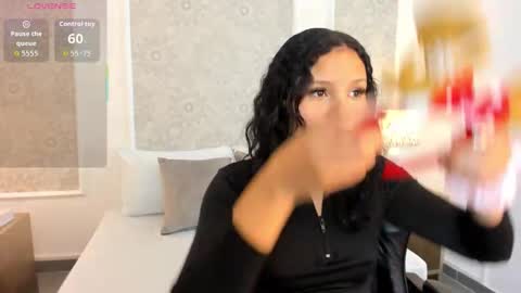 N A T Y online show from December 22, 2:15 am