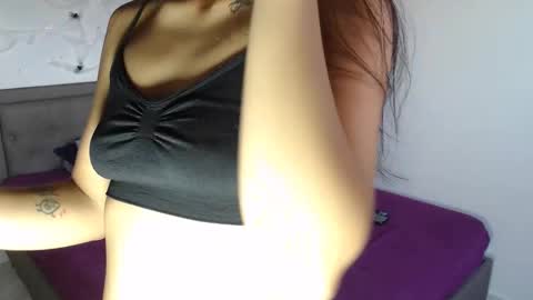 Dulce Noir online show from October 17, 7:50 pm