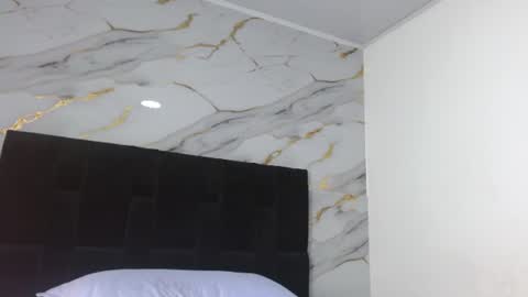 Dulce online show from June 14, 2:24 am