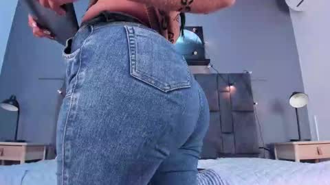Snapshot of dulceaurora_ chatting on October 9, 2:59 am DULCE AURORA online show from October 9, 2:59 am