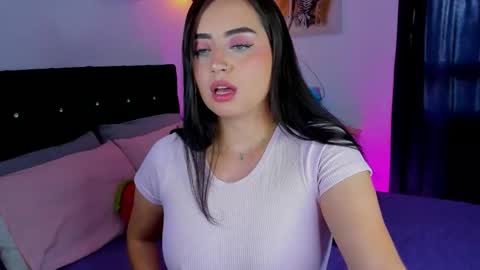 Daniela online show from December 19, 1:58 pm