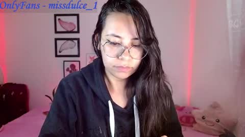 Dulce online show from December 1, 5:33 am