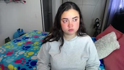 Nicole   online show from December 18, 6:56 pm