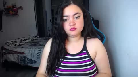 Nicole   online show from September 19, 6:34 am