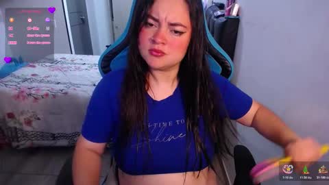 Nicole   online show from February 12, 3:03 pm