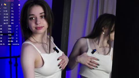 Snapshot of earlenebigge chatting on February 8, 1:22 am Kriss online show from February 8, 1:22 am