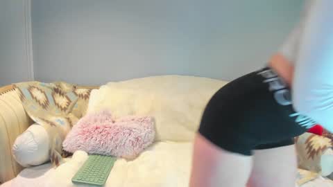 Allison online show from February 9, 4:20 pm