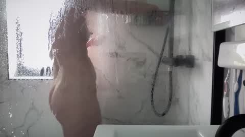 Nadia Ferreira  online show from March 12, 10:26 am